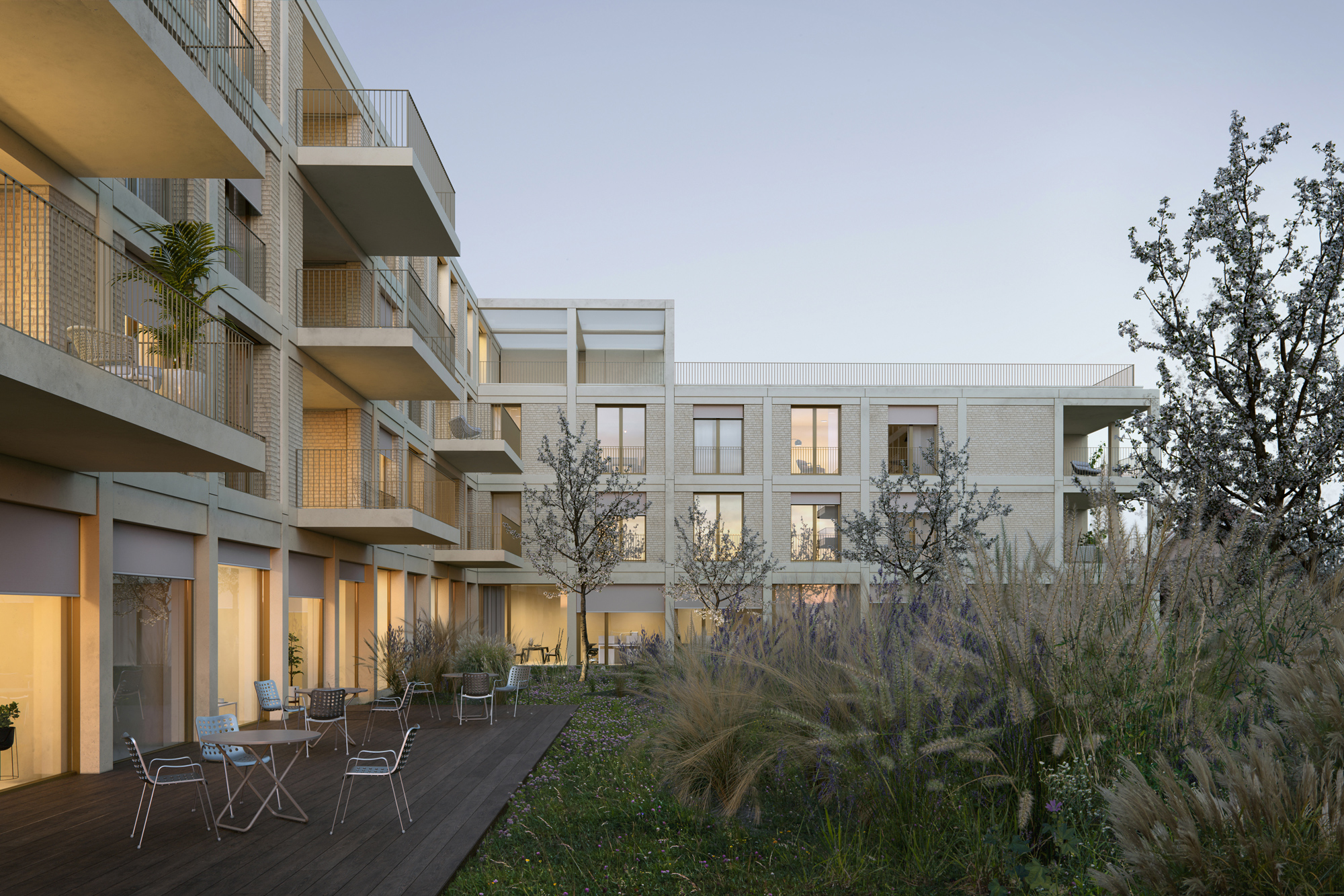 Multi-Family And High-Rise: Apartment Viewer And Phased Launch Visuals For LA Teams